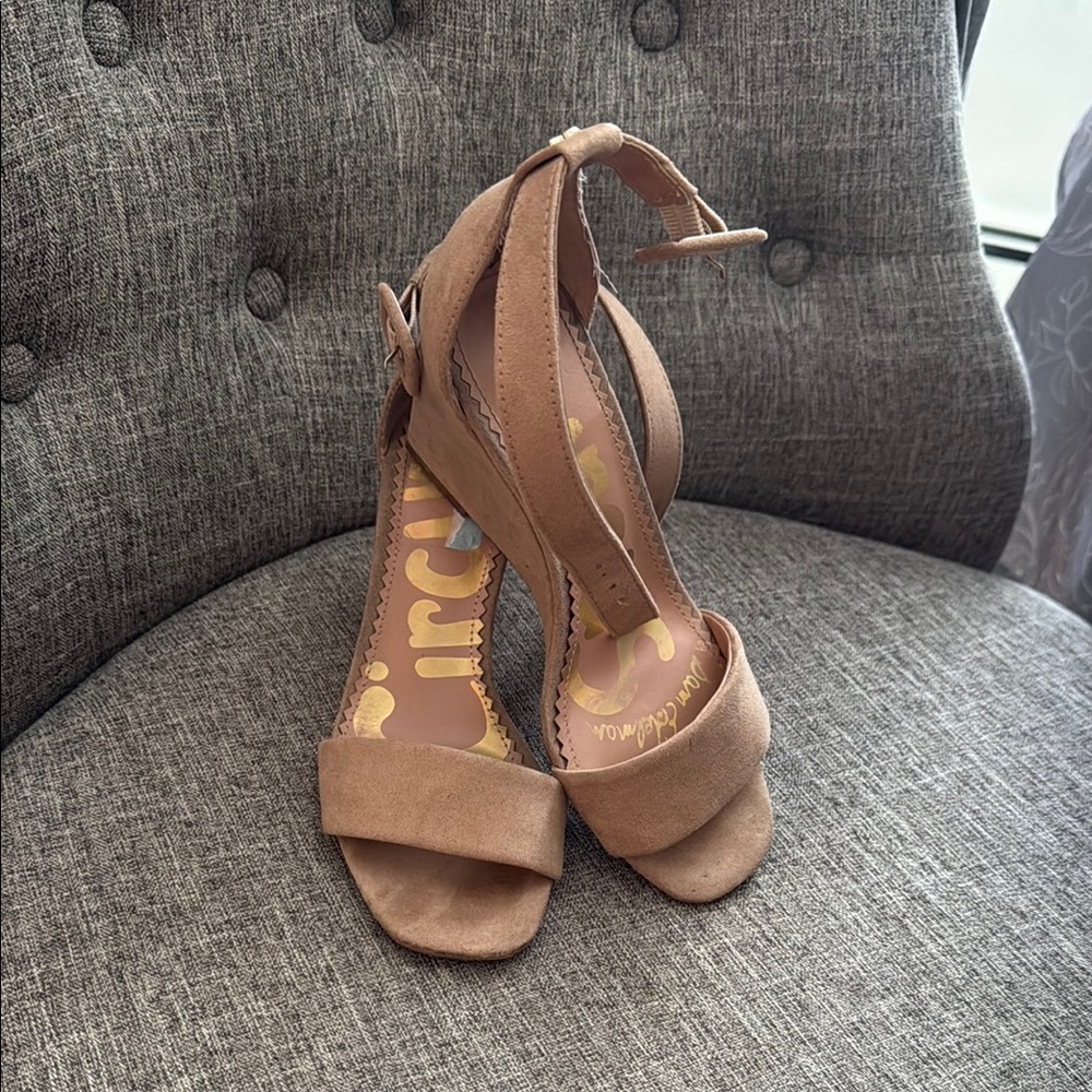 Sam Edelman Tan Heels Elegant Design